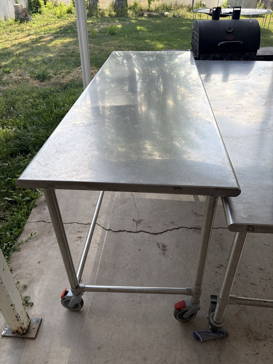Stainless steel commercial work table