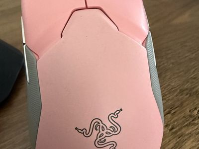 Razer Viper gaming mouse in Quartz Pink