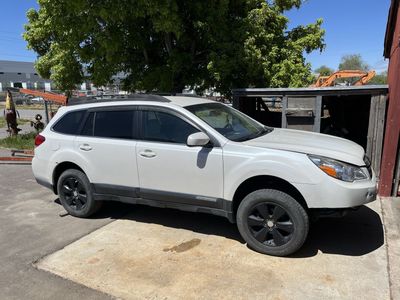 2011 Subaru BAD engine, A LOT of new parts.