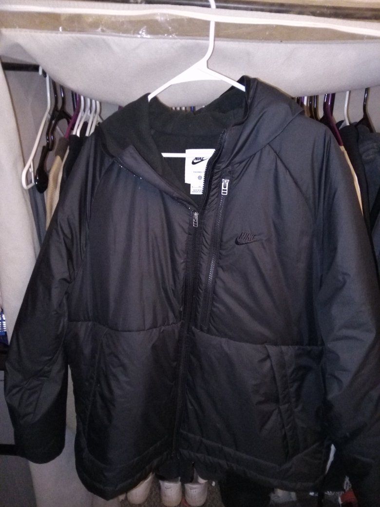 Nike Therma Fit Puffer XL