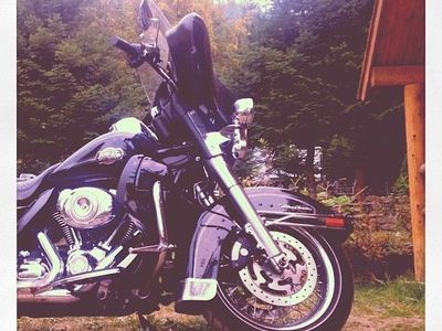 2009 Harley Davidson Electra Glide ultra classic. 7900 obo