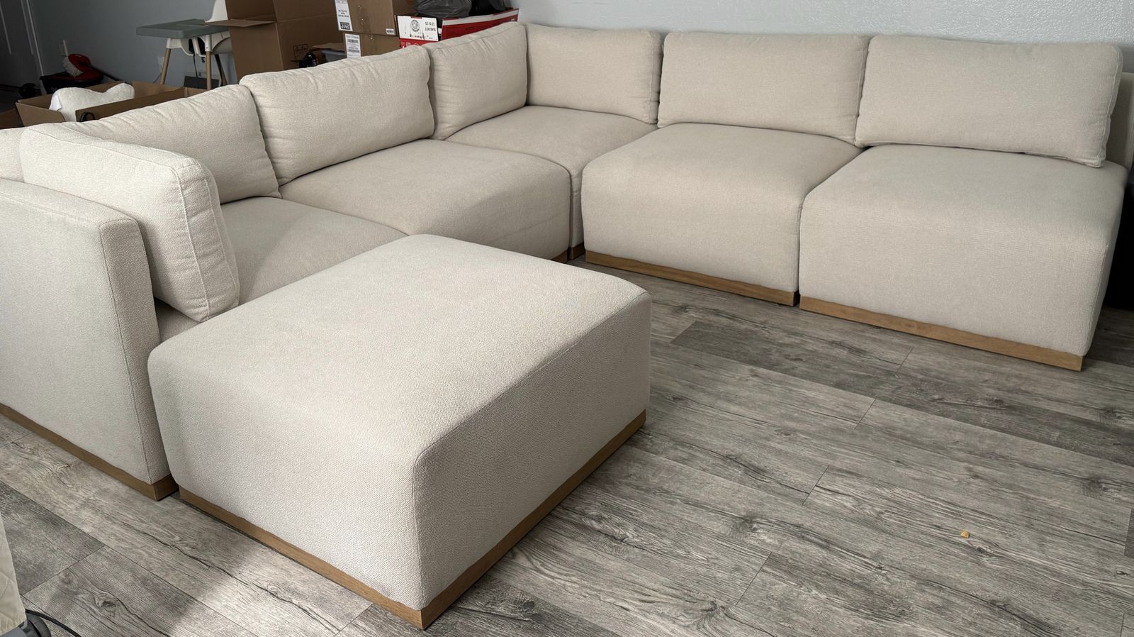 Henredon Murphy Fabric Modular Sectional With Otto