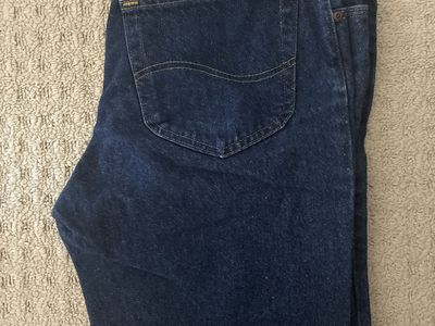 Lee jeans. 34x30.