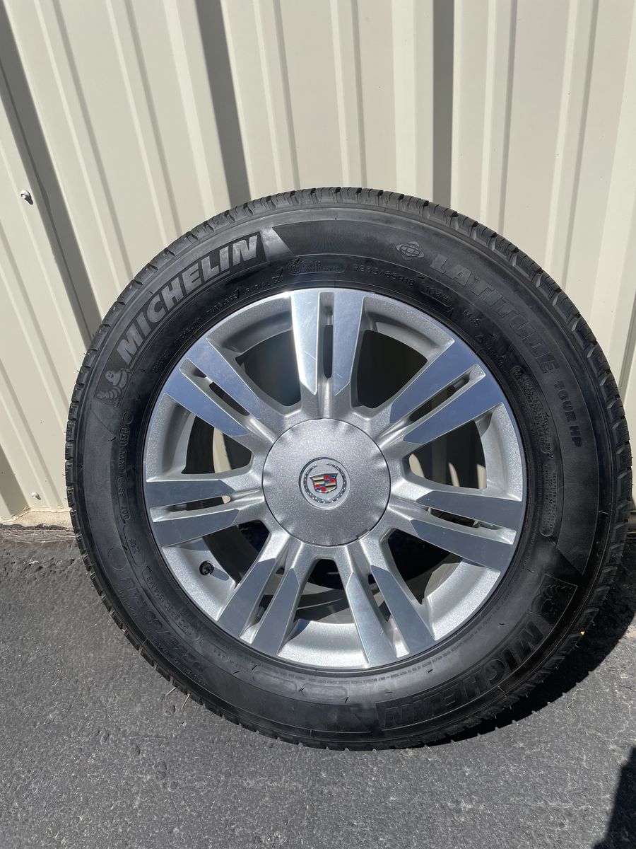 Michelin Latitude Tires & Wheels  235/65 R18