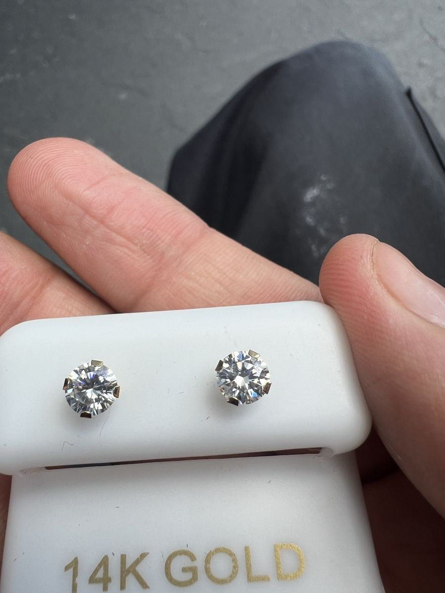 14K Gold Solitaire Stud Earrings