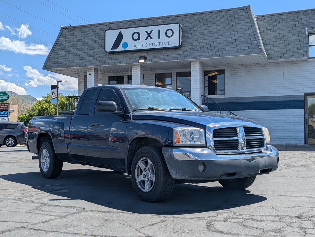 2005 Dodge Dakota SLT