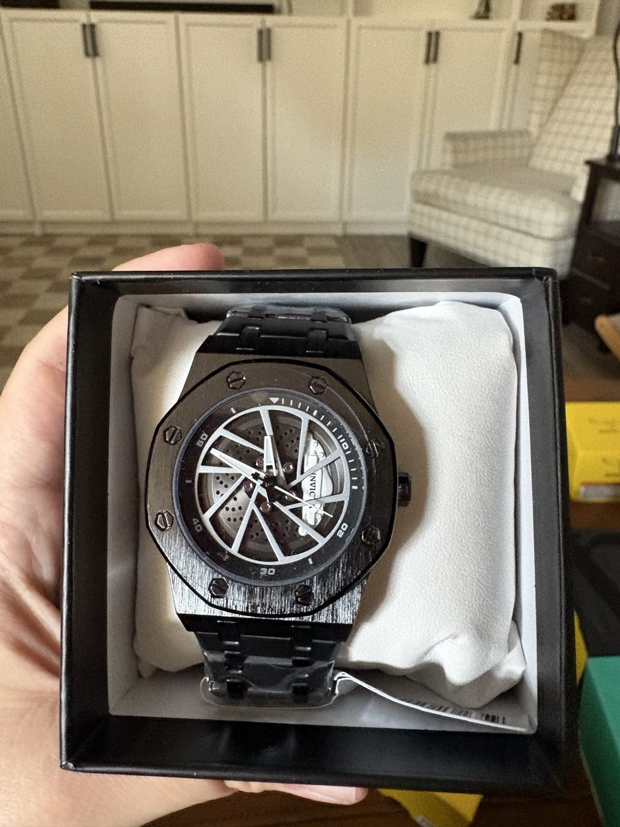 New Invicta Speedway Rim Men’s 42mm Black Watch – Model 70037
