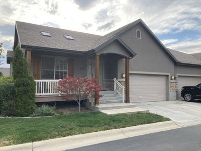Centerville townhouse for rent (157 w. Bamberger way)