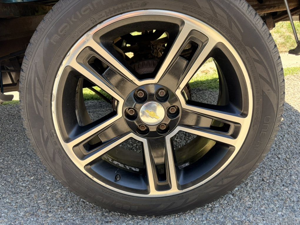 22in Chevy Wheels For Trade