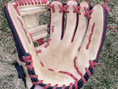 Academa 11.5 in. Baseball Glove