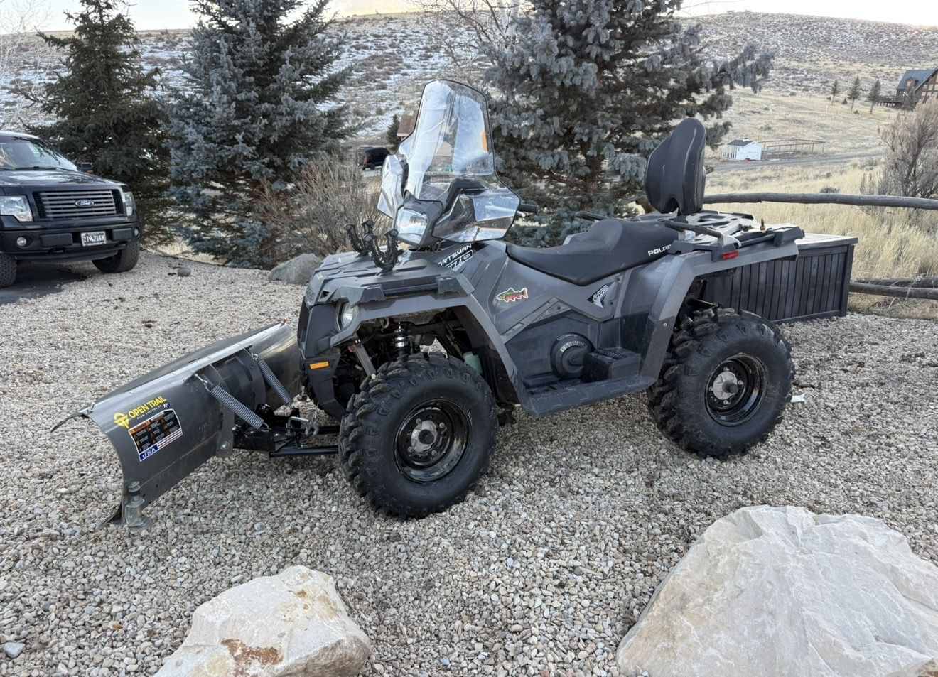 Main image 3