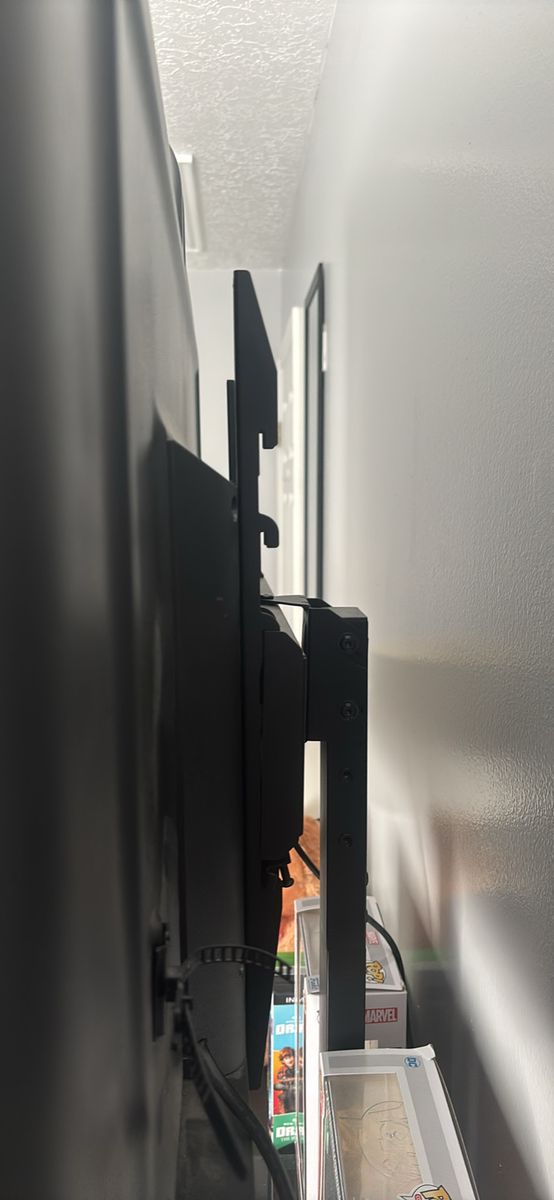 Main image 3