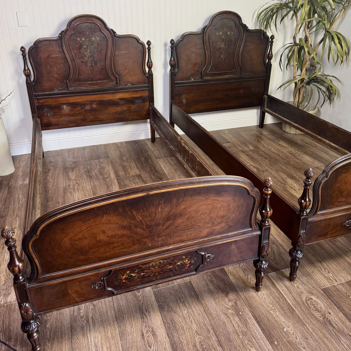 Antique 1920s Hand-Painted Sligh Twin Beds