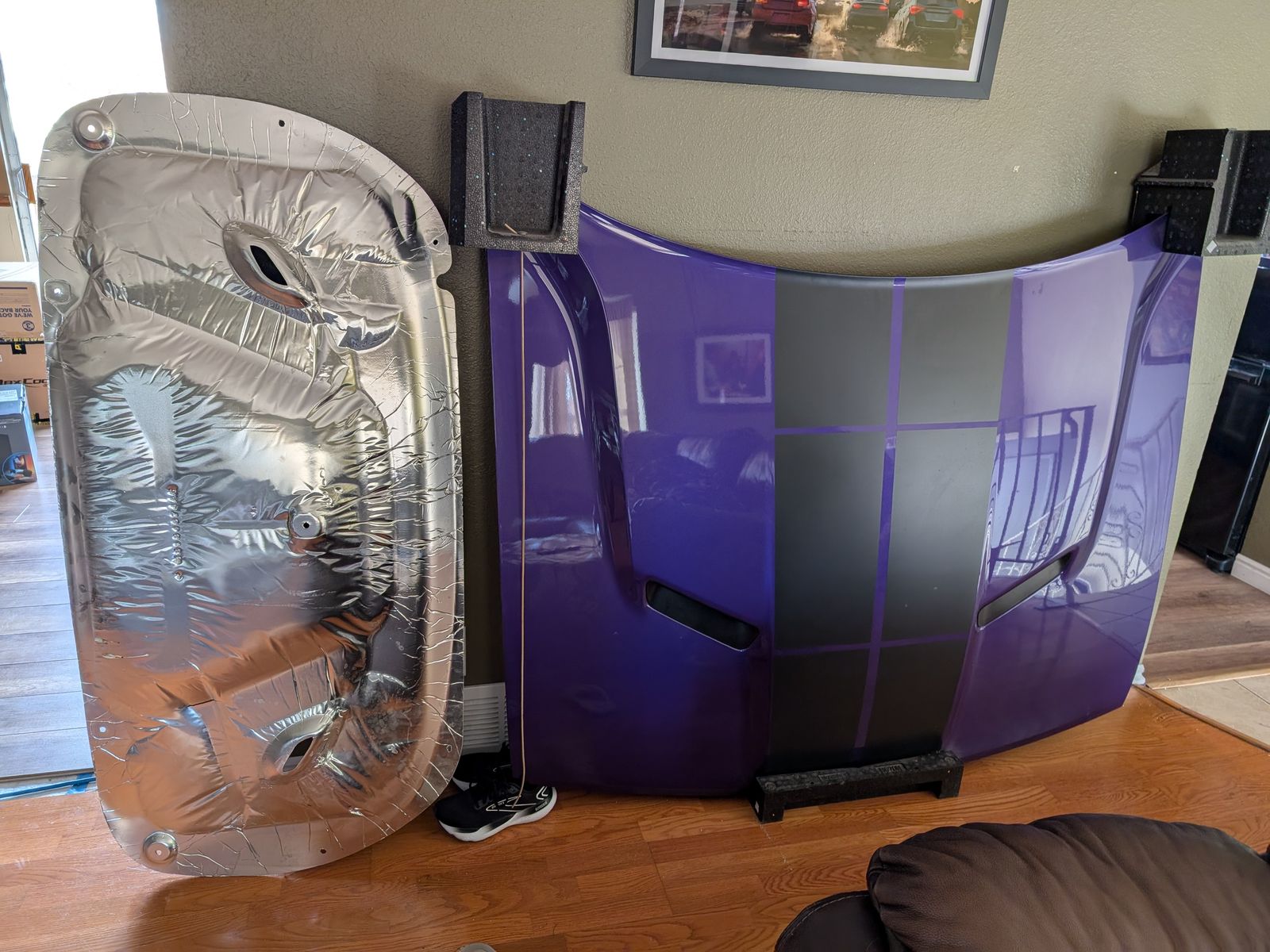 Dodge challenger Hood