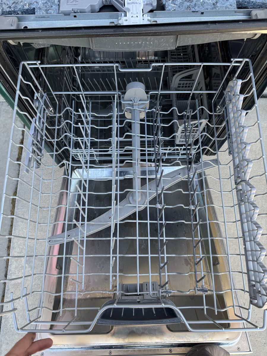 Main image 5