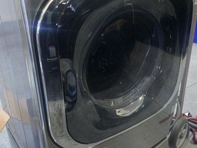 LG Dryer DLEX8100V with base