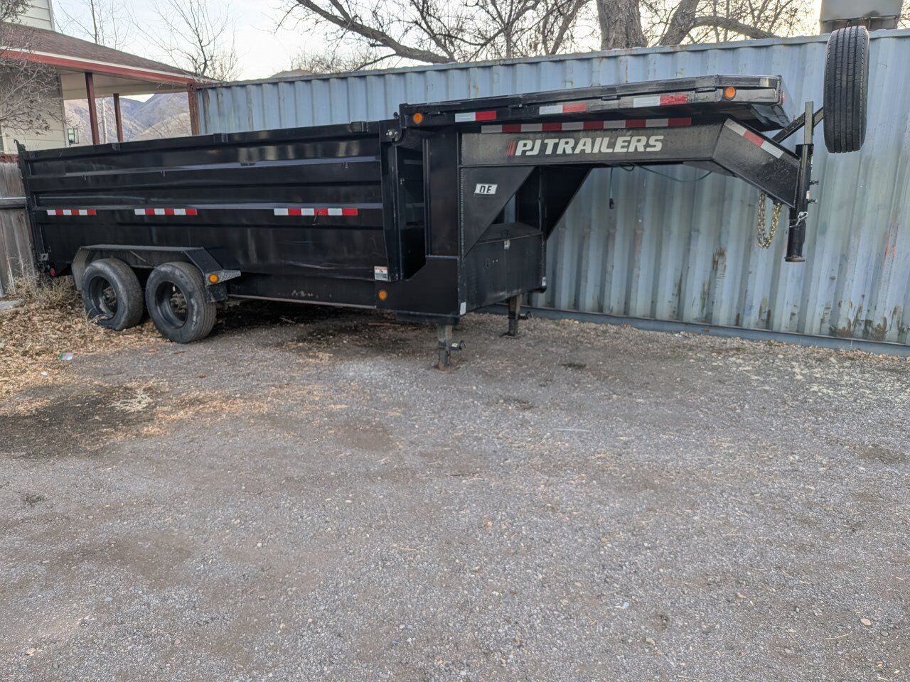 2022 PJ 16’ Gooseneck Tandem Dual Dump | 25k GVWR