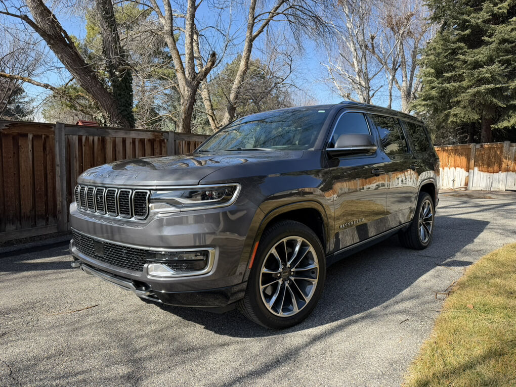 2022 Jeep Wagoneer Series III