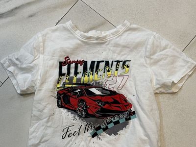 Primark size 6-7 graphic T-shirt