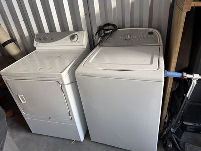 Whirlpool Cabrio Top Load Washer and Maytag Dryer Set