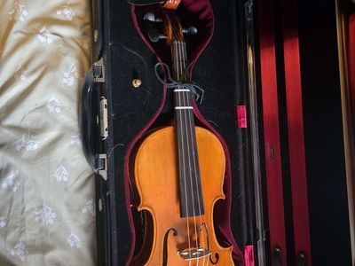 Summerhays violin, Advanced student grade.