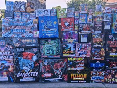 Fireworks : Cakes, Fountains, novelty