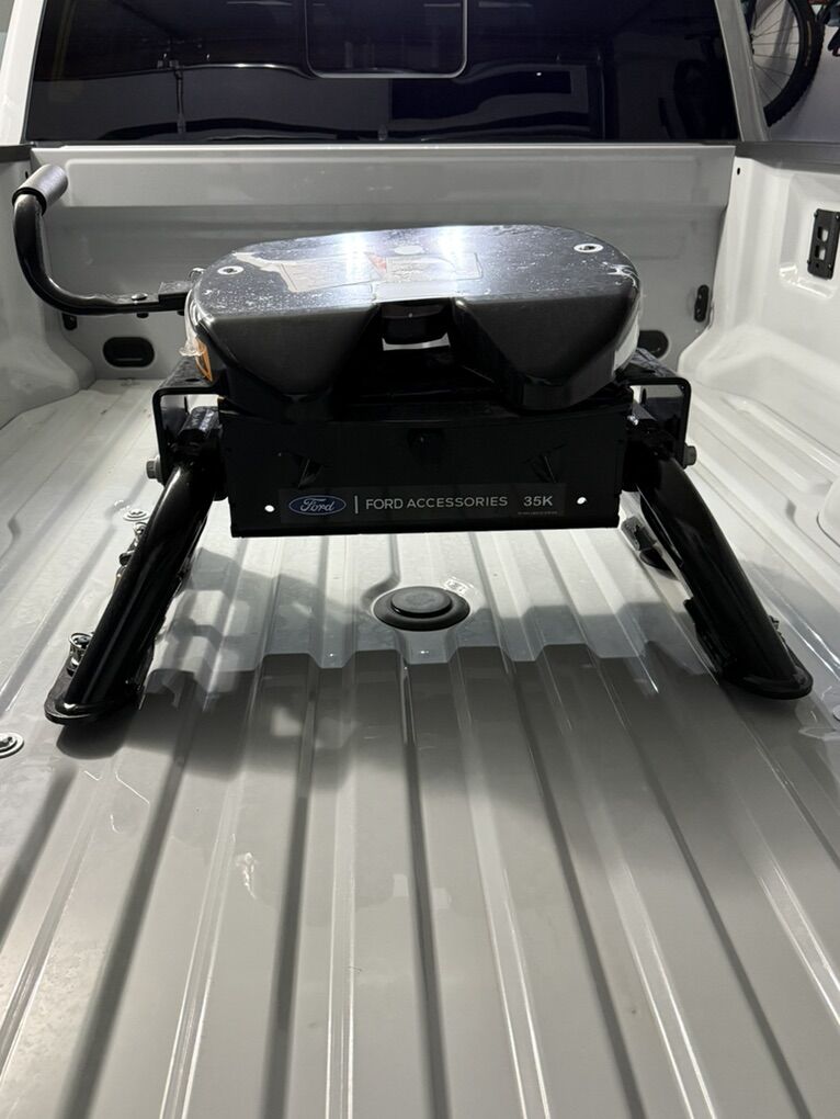 5TH WHEEL HITCH PACKAGE BRAND NEW