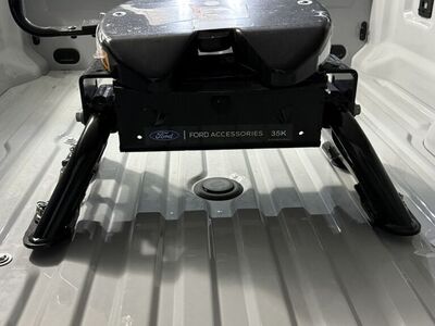 5TH WHEEL HITCH PACKAGE BRAND NEW