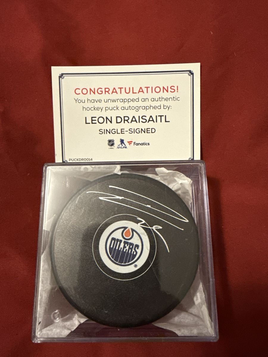 Authentic Leon Draisaitl Autographed Edmonton Oilers Single-Signed NHL Hockey Puck Fanatics
