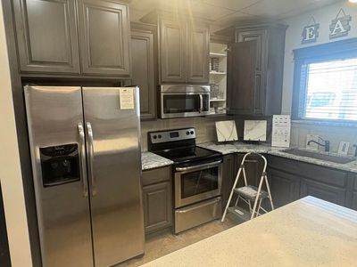 Kitchen Cabinets From Display(NEW)