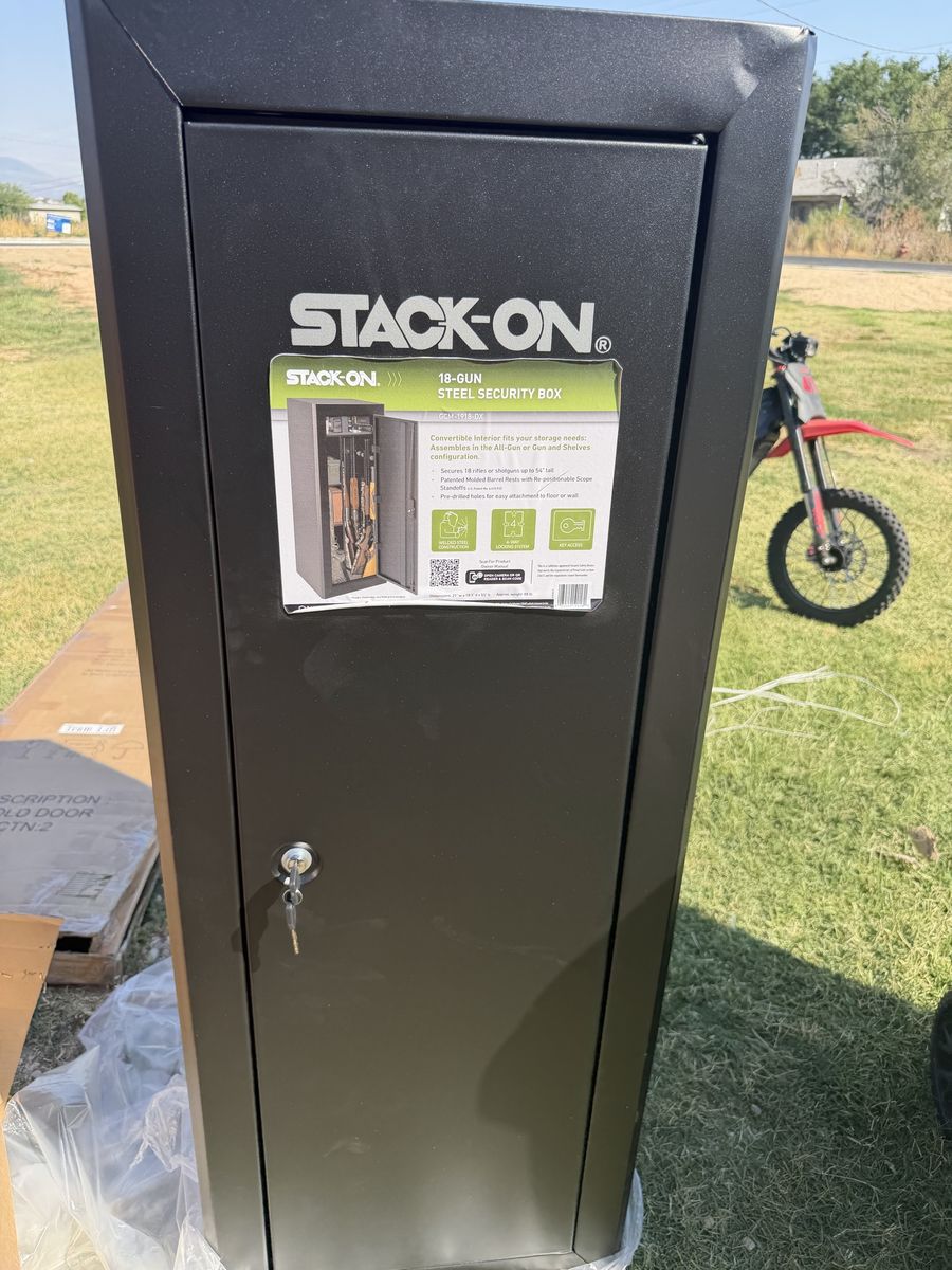 Stack-On 18-Gun Steel Security Box Cabinet