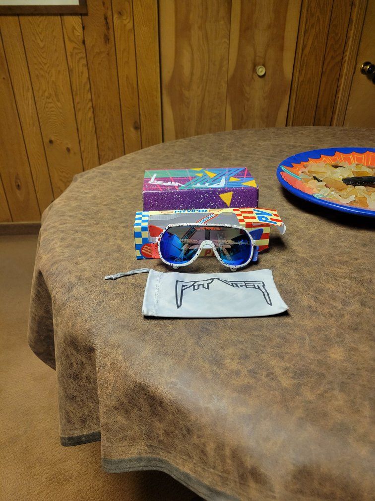 Pit Viper Grand Prix Sunglasses - The Don Callaway Blue Mirror Lens & Speckled Frame