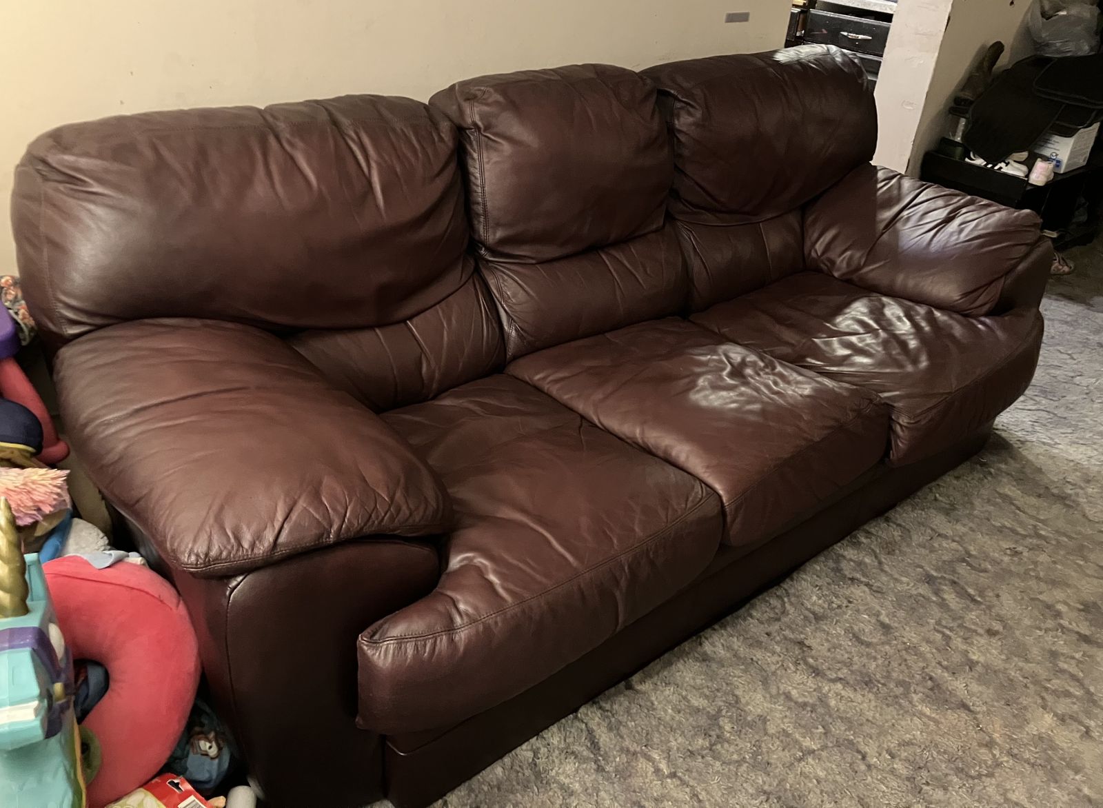 Burgundy Leather Sofa Very Good Condition