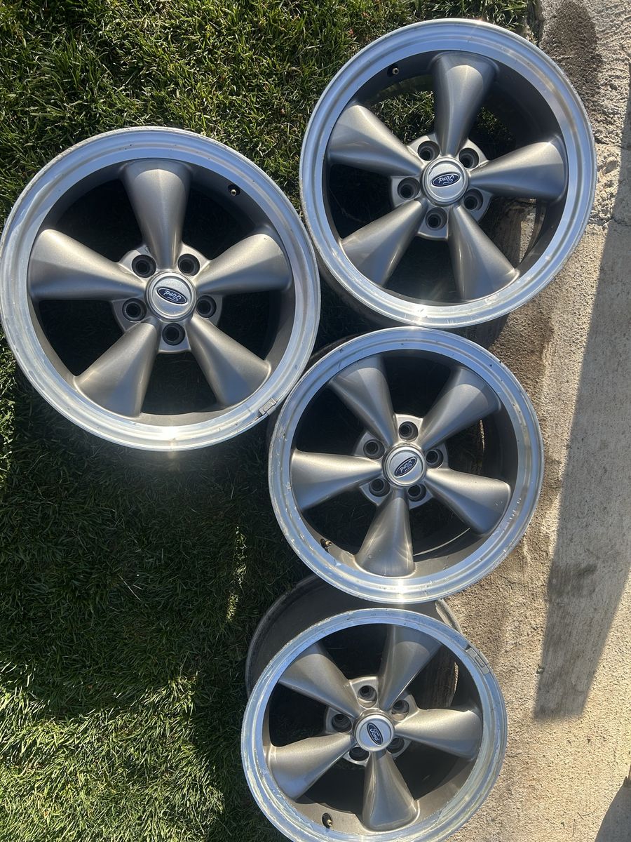 Mustang Rims