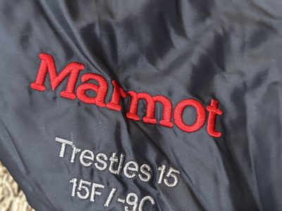 Marmot trestles 15°F mummy sleeping bag