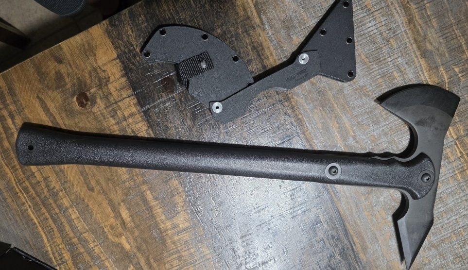 Cold Steel Trench Hawk