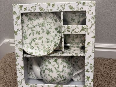 Grace Teaware Fine Porcelain Teapot, Cups & Saucers Set - Green Floral Butterfly Pattern