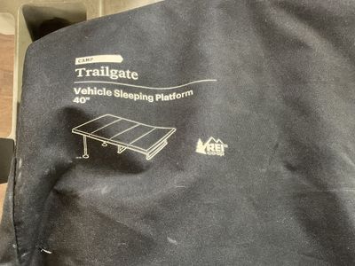 REI TRAILGATE VEHICLE PLATFORM E75013632