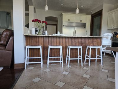 Modern White Counter Height Bar Stools – Set of 4