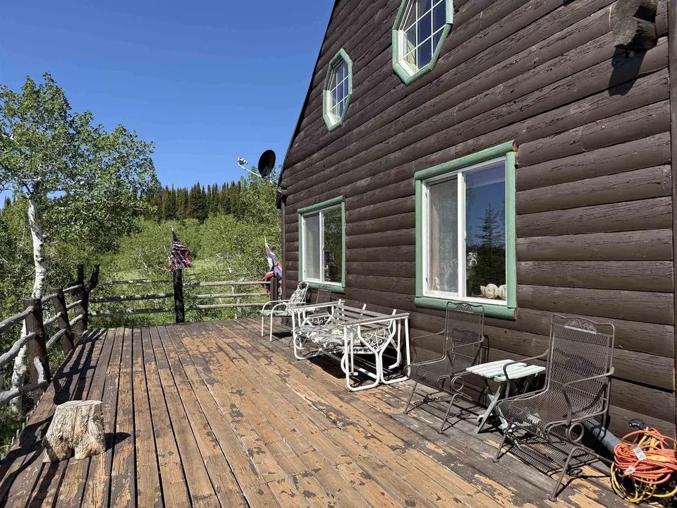 Main image 10