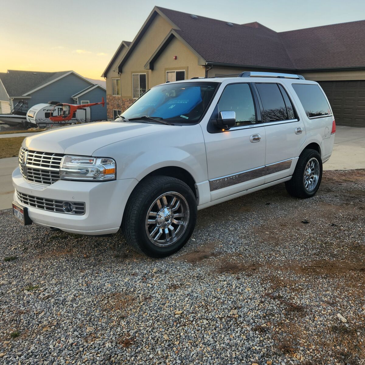 2010 Lincoln Navigator Base