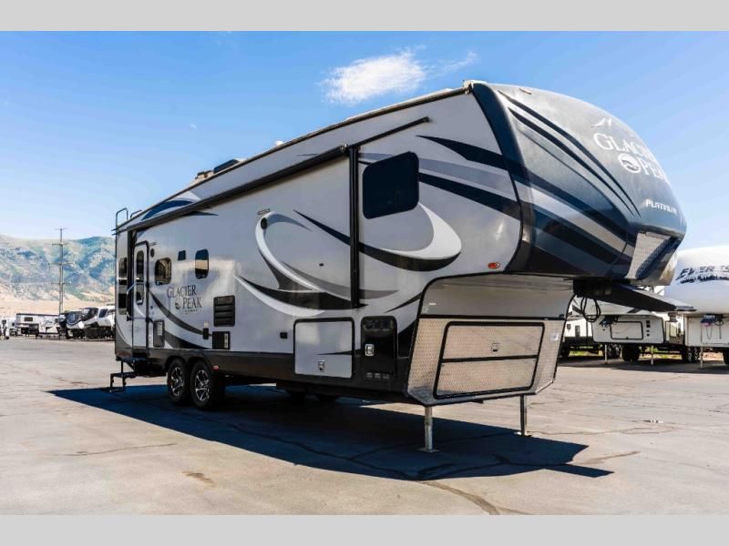 Used 2015 Outdoors RV Glacier Peak 26