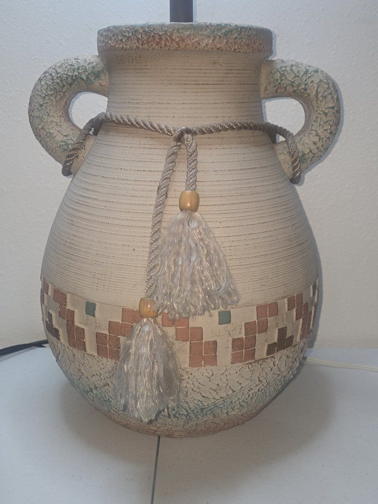 Vintage 1980s Southwestern Style Ceramic Lamp