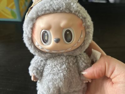 Labubu - Exciting Macaroon Plush Pendant