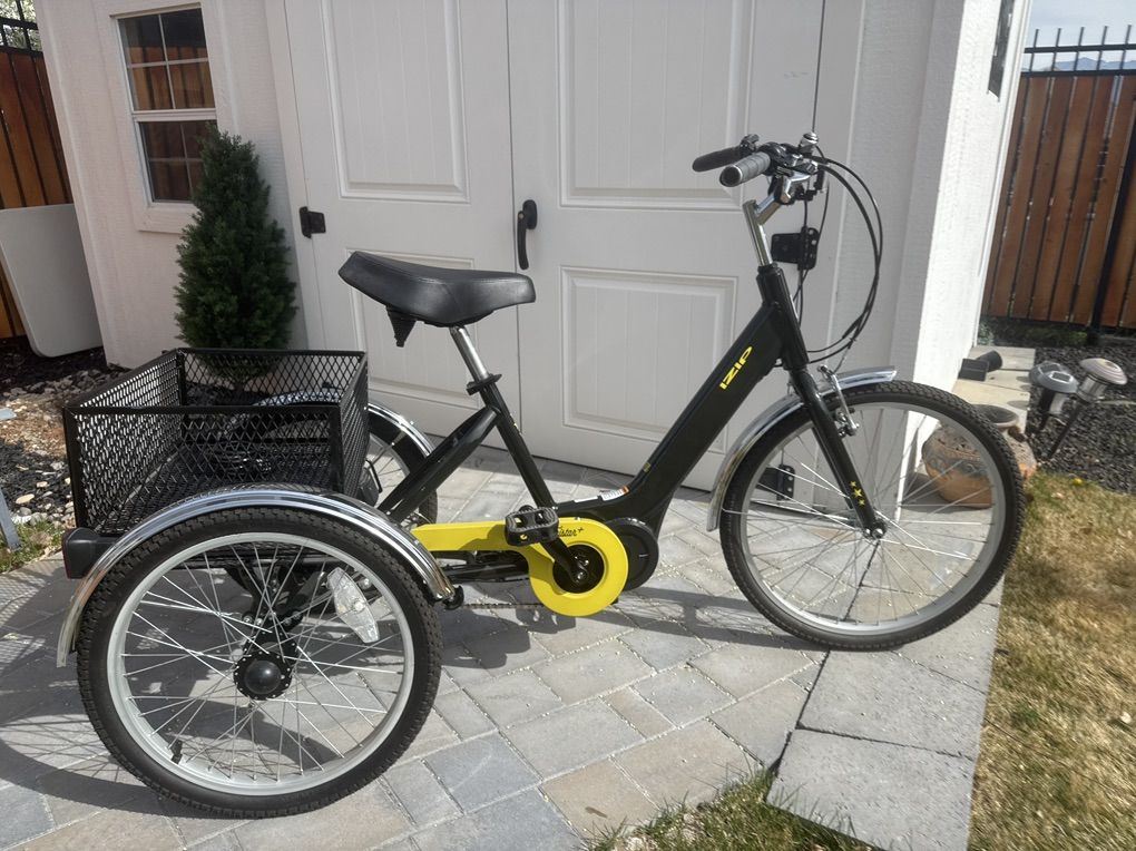 IZip 3 Electric Trike