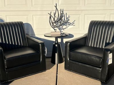 Powell Home Decor Swirl Chair Set + Glass Side Table – New!