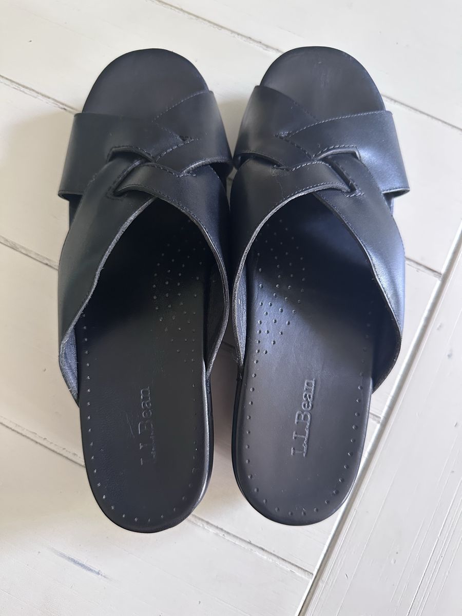 L.L.Bean Black Leather Crisscross Strap Comfort Sandals Women's Size 8.5