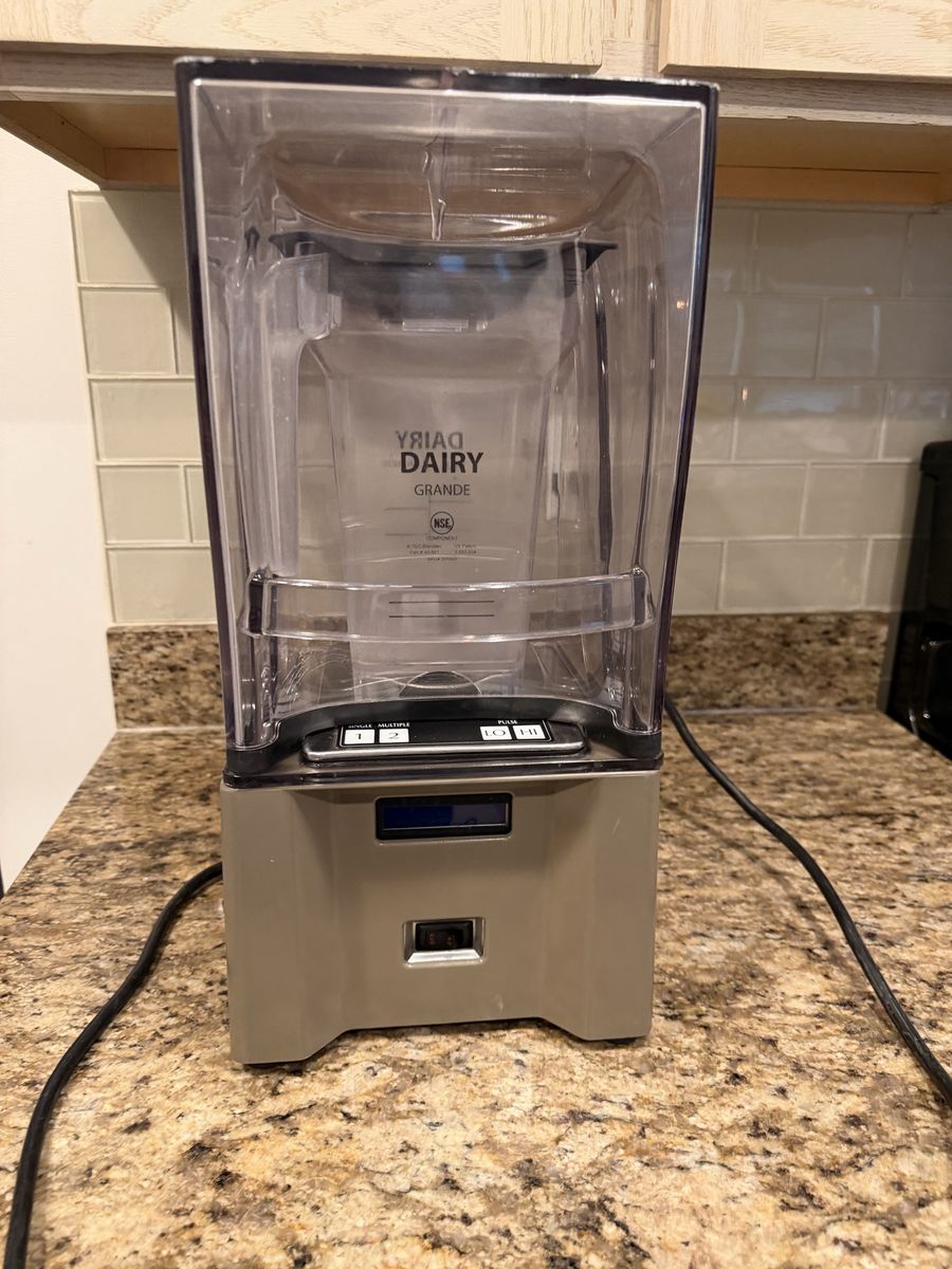 Blendtec  Commercial Smoothie Blender