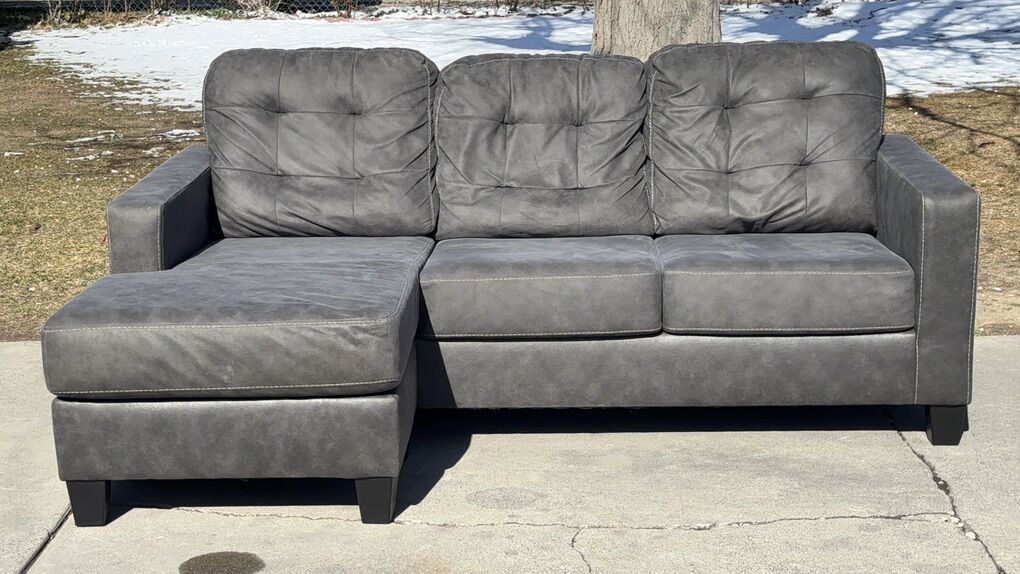 FREE DELIVERY! Gorgeous Grey Sectional