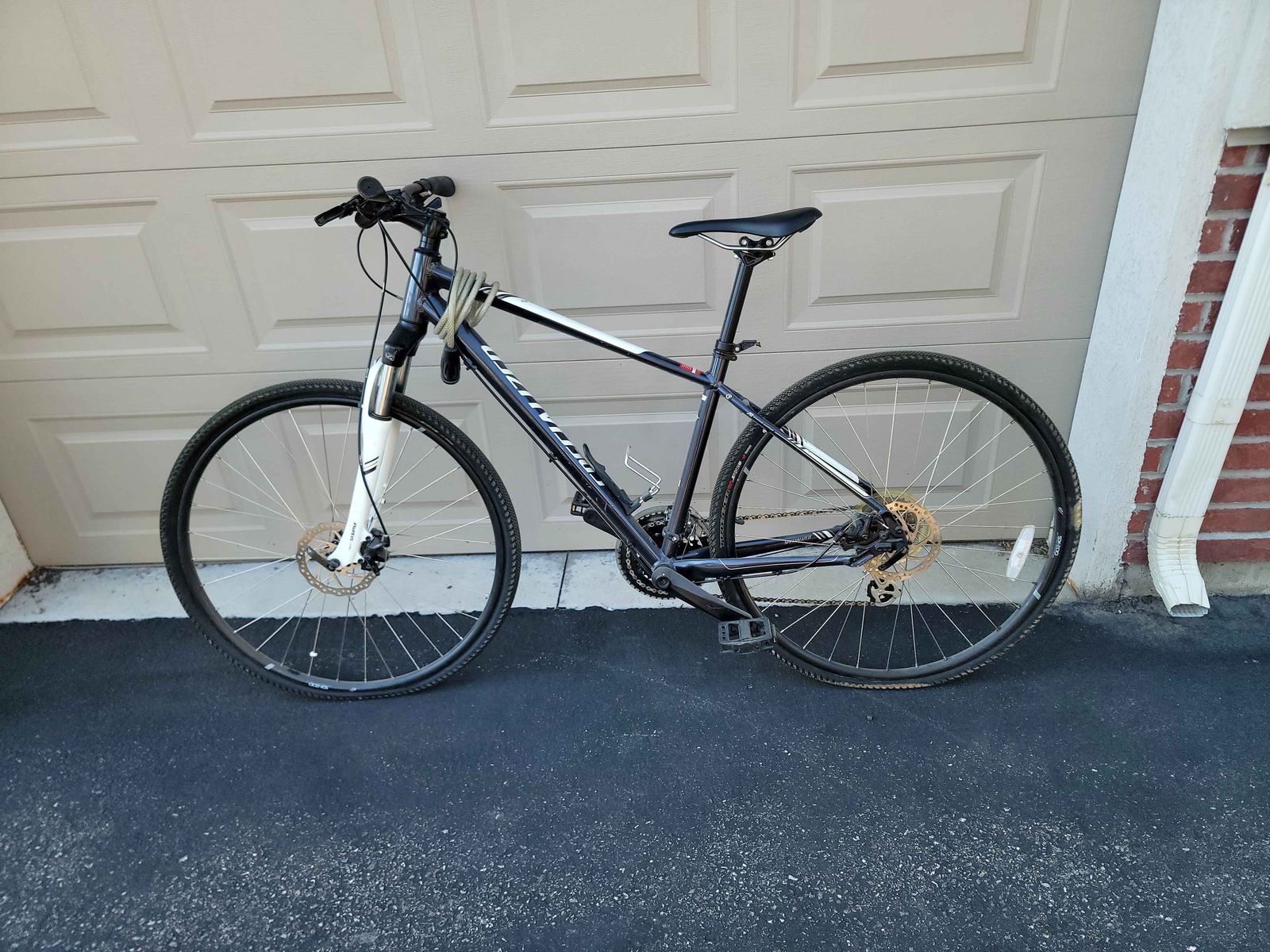 24-Speed Street-Tires Mountain Bike